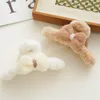 Peluche Bowknot Artiglio dei capelli Clip di capelli in pelliccia sintetica Inverno Soffici mollette Granchio per le donne Ragazze Forcine acriliche Accessori per capelli