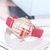 Montres-bracelets Top en cuir Quartz femmes montres montre-bracelet dames robe Montre strass couleur géométrique Montre