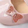 Primi camminatori KIDSUN Scarpe per neonati nate Ragazza Principessa PU Bambino Fiocco Decor Suola in gomma Antiscivolo Walker 0 18M 231007