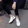 Zapatos de vestir Primavera Verano Planos Zapatillas de deporte de moda para hombre Suave Casual Marca Zapatos blancos masculinos Estilo de calle 231009