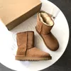 Tazz platform classici mini stivali da neve australiani caldi pantofole in pelle scamosciata uggz stivale da donna invernale con fibbia mezzo ginocchio corto da donna in pelle di pecora lana pantofola per capelli integrata