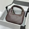 Miui Маленькая сумка подмышками Wander Leather Hobo Женские мужские сумки Роскошная дизайнерская сумка через плечо из натуральной кожи Сумочка на слинге для девочек