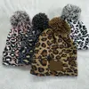 1 pz Inverno 4 colori donna Cappelli di Natale uomo Viaggi Moda adulto Berretti Skullies Chapeu Berretti in cotone Berretto da sci ragazza cappello grigio mantieni caldo intensificazione Stampa leopardata