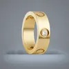 Love Ring Designer Rings for Women/Men Ring Wedding Gold Band Giolleria di lusso di lusso Titanio Steel Gold-Palloted Never Unne Allergic 214175816797557