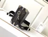 Designer axelväska kvinna ryggsäckar handväska kosmetisk fall låda koppling mode kvinnor messenger handväska crossbody pochette petite malle box väska plånbok