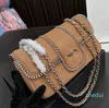 Luxusmarke für DamenCFKlassische Unterarm-Crossbody-Schultertasche mit großem FassungsvermögenKlassischer Typ Herbst/Winter Essential Color Vintage Silver Chain Bag