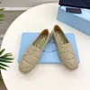 Zwarte Luxe Designer Platte Hak Jurk Schoenen Vrouwen Echt Leer Vierkante Neus Comfortabele Mary Jane Ballet Schoen Driehoek Decoratie Loafers Casual wandelschoenen