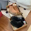 Designer stövlar kvinnor stövlar australien varm päls glider kvinnor mode mini halv boot vinterplattform australien tazz tozzs ull bomullsneakers