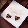 Boucles d'oreilles luxueuses en forme de coeur pour femmes, petite perle, bijoux à breloques, pendentifs d'oreille, boîte incluse, cadeaux de vacances
