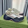 Designer rhyton skor multicolor sneakers män kvinnor tränare vintage chaussures plattform sneaker jordgubbe mus munsko med låda storlek 35-46