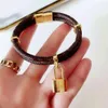 Designer Bracelet woman manwith brand luxury jewelry leather bracelet with metal lock head charm Bracelets high-end fashion couple2630