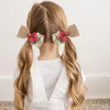 Saç aksesuarları 2pcs kızlar için pompom klipler enfes keten gül papatya saç tokaları çocuklar peluş top şapkası barrettes stil