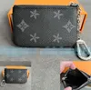 Lyxvaror Special Black Logo Key Pouch PACLET PALLETS MOIN LÄDER PALLETER KVINNS DESIGNER PURSE PURSE CROSSBODY Bag 62650