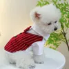 Ropa para perros 1 unid Ropa para mascotas Primavera y otoño Vino Raya roja Traje de caballero Camisa Abrigo con hebilla de cordón para perros pequeños y medianos 231009