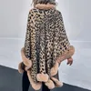 Kvinnors päls faux 2023 vinter tjock varm poncho krage cape coat kvinnor vintage leopard tröja kofta kvinnlig batwing hylsa sjal 231009