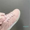 2023-plattform Dubbelhjul nylon sneakers kvinnor kvinnor för vita sneaker tränare tredubbla tjock botten lyx för rosa