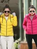 Trenchs de femmes Vêtements Femmes Hiver 2023 Automne Manteau Down Coton Femme Veste Slim À Capuche Parkas Femme Vêtements Court Mulher Jaqueta