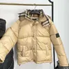 Piumini classici Uomo Parka Moda Designer di lusso Piumino di marca Uomo Spalline Tendenza Inverno Caldo Giacche di cotone Capispalla da esterno Cappotti HWS7