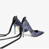 Kleidschuhe 2023 Frühling spitz flacher Mund Super High Wild Single Velvet Stiletto Heels Weiblicher Sommer 6 8 10 cm