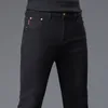 新しいジーンズパンツパンツメンズズボンストレッチ秋の冬アジコン刺繍入りジーンズコットンスラック洗浄されたビジネスカジュアルMK9812-0