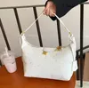 Borsa tote da donna Autunno Nuova Borsa a tracolla portatile versatile Internet Celebrity Borsa sotto le ascelle Borse a tracolla per pendolari di grande capacità