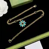 Collar de diseñador Collar de diamantes con flores doradas Collar de hierba de 10 hojas Joyería G Regalo de compromiso para fiestas de damas