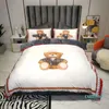 Saling Designer Bedbling Set Däcke Cover Lovely Bear Queen Bed Comporters Set Cover 4 PCS Pillow Cases Queen Size Bedding