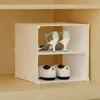 Soportes de almacenamiento Bastidores Las particiones de los estantes para zapatos tienen capas para ahorrar espacio y el zapatero es práctico para dividir la caja de zapatos en el gabinete. 231010