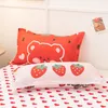 Ensembles de literie Kuup fraise ensemble Double feuille doux 34 pièces lit housse de couette reine roi taille couette ensembles pour la maison enfant 231009