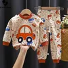 Пижамы Детские пижамные комплекты для мальчиков и девочек с мультяшным принтом, милая футболка с длинными рукавами, топы и штаны, осенняя одежда для сна для малышей 231010