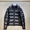 Monclair Classic Parkas Men Men Fashion Puffer Jackets Top Luxury Designer Down Jacket Parka Man Epautettes Тренда зима теплые хлопковые куртки на открытом воздухе.