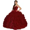 Paillettes Bourgogne Quinceanera Robes Paillettes Organza Volants Pluffy Longue Princesse Robe De Bal Occasion Pour Sweet 16 Filles Fête 2023 Longue Robe De Bal Pagenat