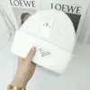 Cappello lavorato a maglia PR di design di lusso 2023 autunno e inverno Berretto in lana e cashmere versione sito ufficiale 1: 1 versione artigianale di alta qualità