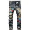 Jeans masculinos homens angustiados motocicleta cobra bordado rock skinny magro rasgado buraco listra elegante vintage emendado ajuste pés pequenos elástico longo respingo-tinta