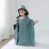 Asciugamani Accappatoi Asciugamano da bagno per bambini Born Cape Asciugamani in cotone Asciugamano da spiaggia con cappuccio Poncho morbido Per bambini Costume da bagno Panno per il viso infantile Drop 231010