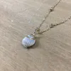 Böhmen conch skal halsband naturligt havsstrandskal hänge halsband för kvinnor kvinnlig cowrie sommarfest gåva smycken med guld pärla boll länk kedja