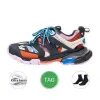 Tasarımcı Lüks Kadınlar Erkek Dışarıda Günlük Ayakkabılar Track 3.0 Sneaker Lighted Gomma Deri Eğitmeni Naylon Baskılı Platform Spor Kabarcıları Erkekler Işık Eğitmenleri Led Ayakkabı