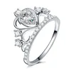 Anel banhado a ouro branco pedra de luxo feminino menina elegante 925 prata esterlina cristal presente de casamento joias anéis de dedo288a
