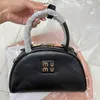 Hobo 2 Storlek Matelasse Shell Miui Tote Bag Womens Miui Shoulder Luxury Designer Handväska Satchel Väska för herrplånbok Crossbody äkta läderresekoppling Handväskor