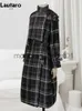 Kvinnors ull blandar lautaro Autumn Winter Long Loose Warm Plaid Wool Blends Trench Coat For Women Raglan Sleeve Belt Double Breasted Woolen Overcoat J23101010