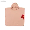 Handdukar Retlar Muslin Baby Hooded Poncho Handduk Children Hooded Bath Thandduk Mjuka barn Beach Bathing Stuff Spädbarn Washcloth 231010