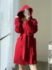 Wool Blends Women wełna jesienna płaszcz z kapturem w środkowej długości Kobiety Czarna woda Ripple kaszmirowy Kobieta Zimowa swoboda koronkowa luźna beżowa klasyczna 231010