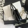 حقيبة كتف مصممة من المصمم ، حقيبة كتف جلدية أصلية 19cm Crossbody ، سلسلة Knockoff ، YC535