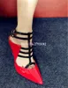 Zapatos de vestir Diseño Mujer Moda Cuero de gamuza Correas finas Tacón de aguja Bombas Hebillas recortadas Blanco Negro Rojo Tacones altos Fiesta