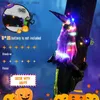 Andere evenementen Feestartikelen Crashende heks in boom Halloween-decoratie LED-lichtgevende heks Gloeiende heksen Heksenpop Deur veranda Boomhanger Rekwisieten Muur Q231010