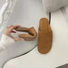 Pedali per persone pigre su sandali per capispalla femminile che indossano scarpe primavera/estate nuova versione coreana Baotou Semi Trailer Muller Boken