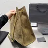 Niki Tote Shopping Bag Chain Shoulder Bags Nubuck Leather Fashion Letters Magnetic Stängning Intern dragkedja Ficka stora kapacitetsfickor Klassiska handväskor Purse