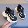 Scarpe sportive per bambini autunno e inverno nuove scarpe vecchie per ragazzi scarpe sportive per ragazze bambini con suola morbida più scarpe di cotone e velluto