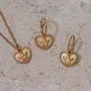 Collana di orecchini set gioielleria raffinata vintage per donna pendente a cuore angelo gotico catena in acciaio inossidabile orecchino a cerchio color oro carino da donna