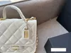 مصمم كيس مكياج جديد حقيبة يد شهيرة حقيبة الكتف الأزياء Lingge سلسلة سلسلة Women's Bag Postman Bag Tofu Bag Caviar Cowhide Bag Mobile Lage Mobile